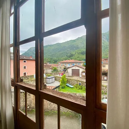 La Casona De Ardines