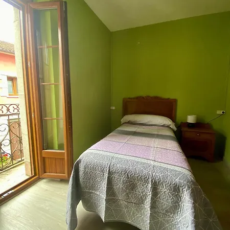 La Casona De Ardines *